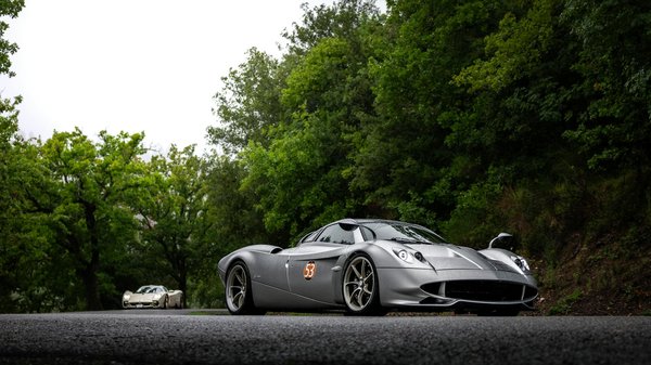 Eleva tu look: estrategias para verte chic sin gastar una fortuna en ropa